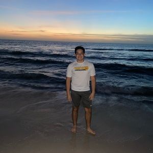 Meet your Posher, Kevin